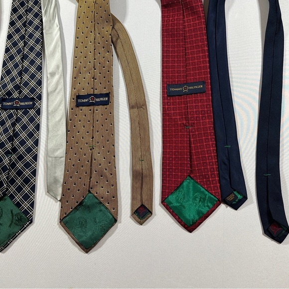 Men’s Tommy Hilfiger Silk Tie Collection
Five Pieces - Picture 5 of 7